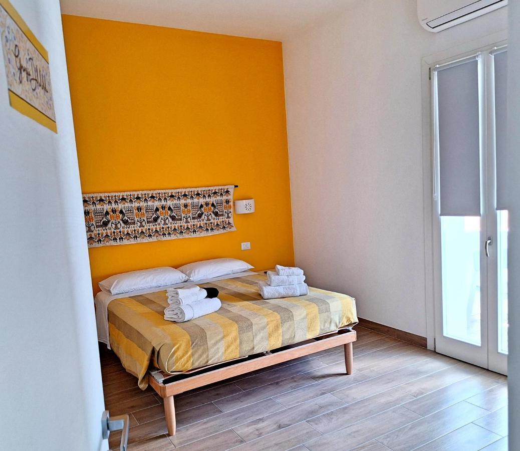 Camera Olbia Centro, Vacanze Olbia E Dintorni Hotel Екстериор снимка